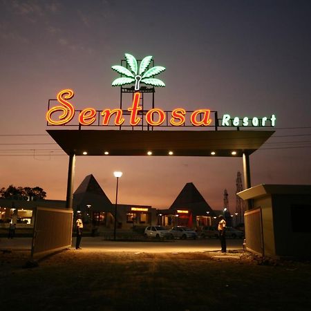 Sentosa Resorts & Water Park Chinchvad Εξωτερικό φωτογραφία